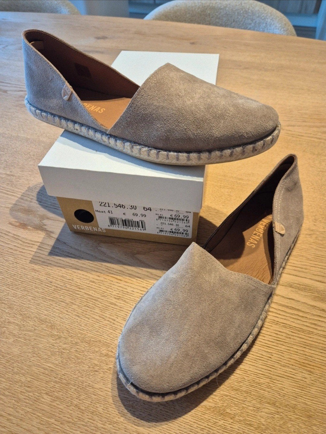 Verbenas Carmen - Nieuw in doos, maat 41, Kleding | Dames, Beige, Nieuw, Ophalen of Verzenden, Verbenas