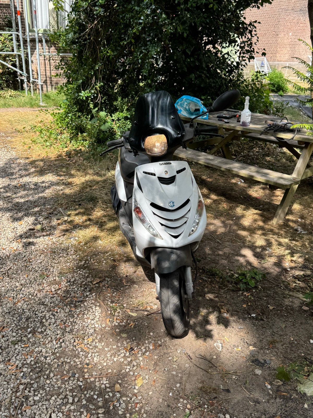 Piaggio Zip, Ophalen, Piaggio, Gebruikt, Benzine