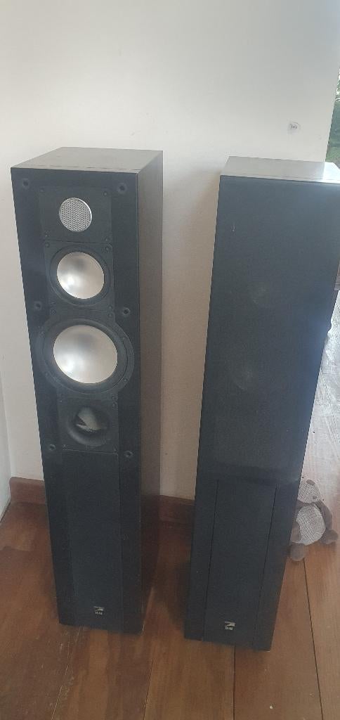 elac luidspreker boxen, Gebruikt, 120 watt of meer, Front, Rear of Stereo speakers, Ophalen