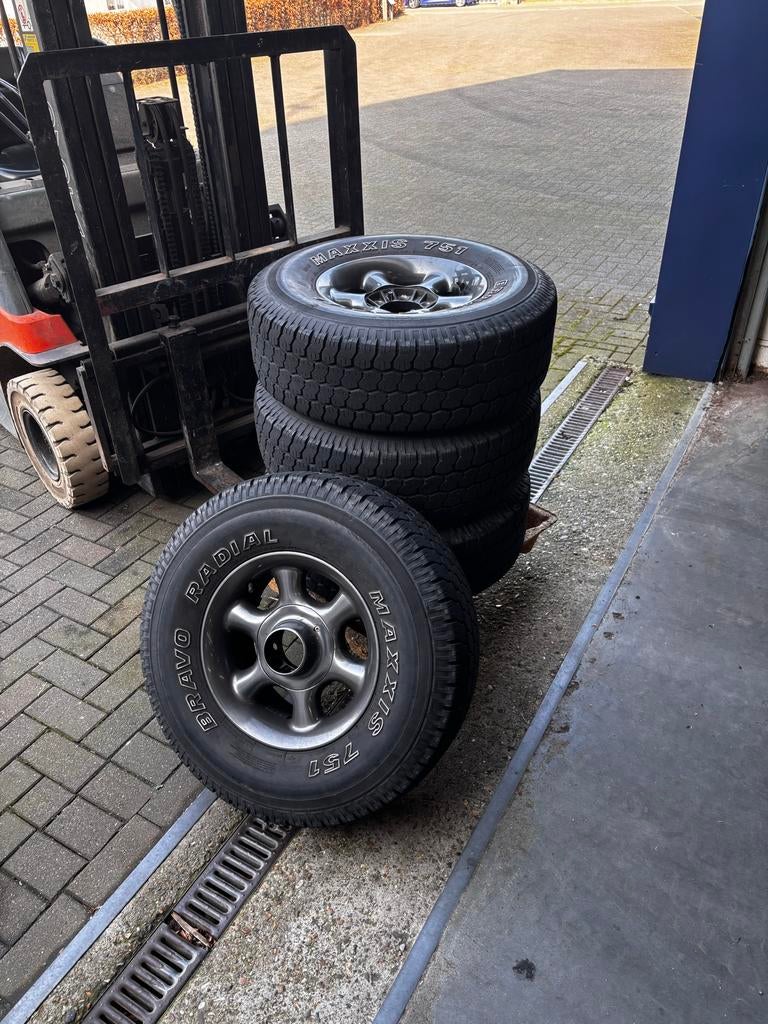 Velgen 6x139,7 r15 8j, Ophalen, Gebruikt, Banden en Velgen, All Season
