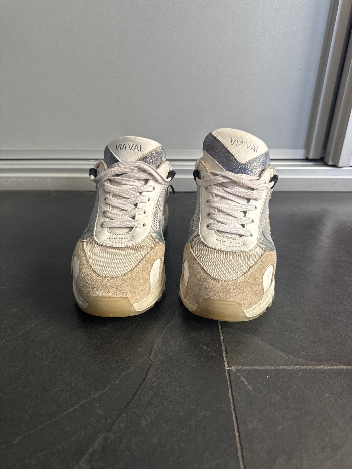 Via Vai sneakers dames maat 38, Kleding | Dames, Schoenen, Ophalen, Gedragen, Beige, Sneakers of Gympen