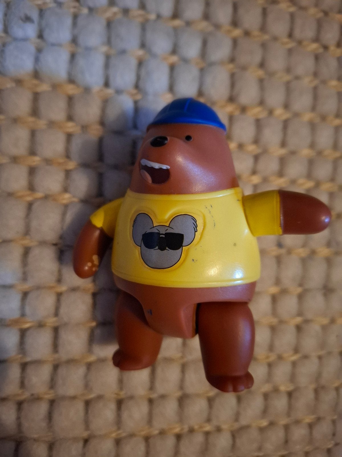We Bare Bears Grizzly figuur met blauwe pet, Ophalen of Verzenden, Gebruikt, Jongen of Meisje