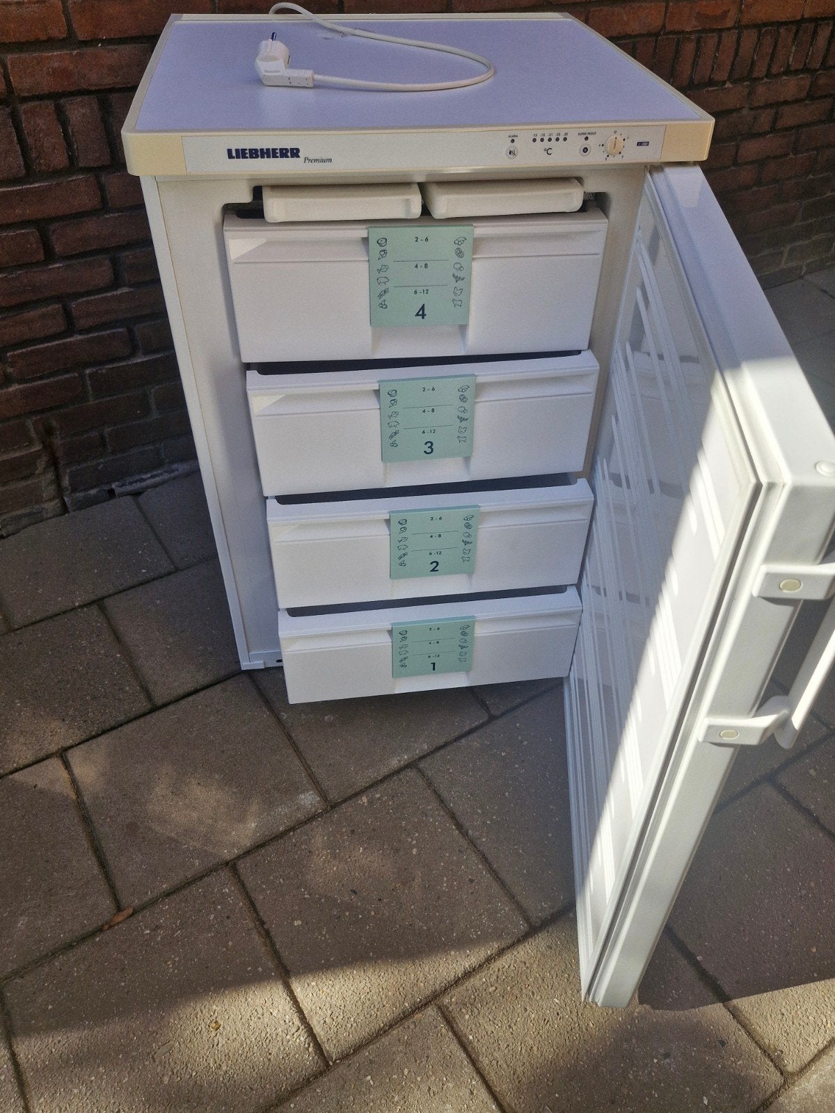 liebherr vriezer tafelmodel 4 lades, Witgoed en Apparatuur, Ophalen, Zo goed als nieuw, 60 tot 90 cm, 85 tot 120 cm