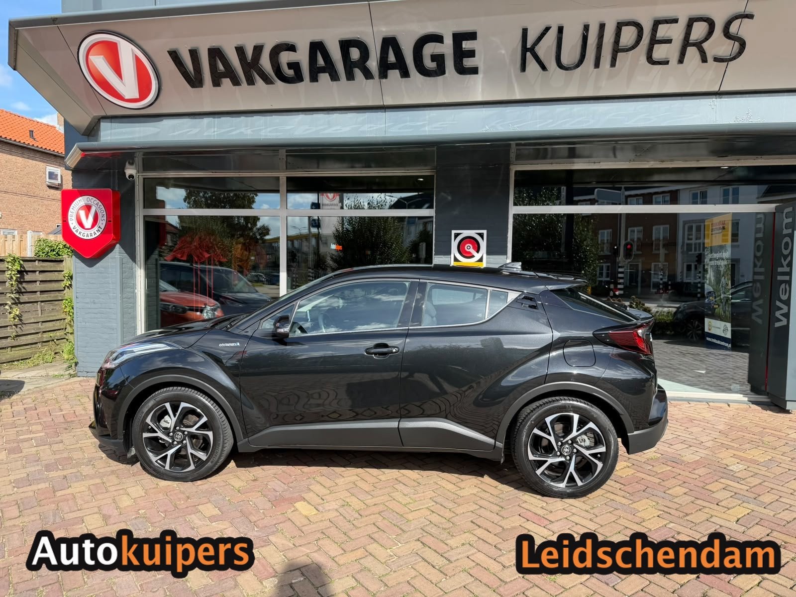 Toyota C-HR 2.0 Hybrid Dynamic - Incl. 12 maanden BOVAG - Ri, Auto's, 4 cilinders, Zwart, Origineel Nederlands, Bedrijf