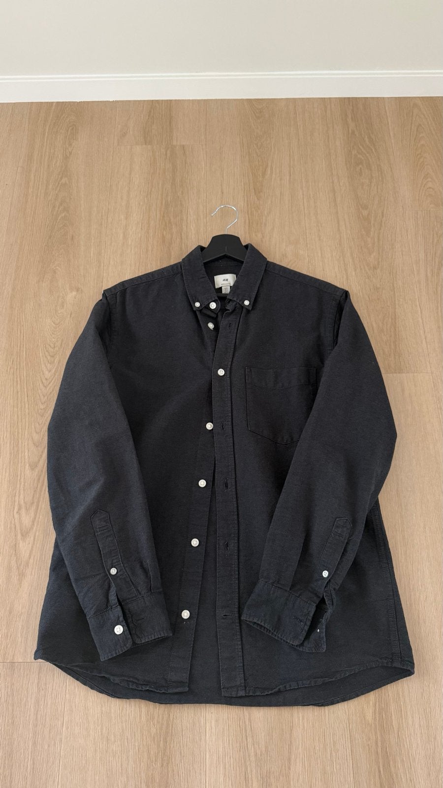 H&M Regular Fit Zwart Overhemd Maat S, Ophalen of Verzenden, Zo goed als nieuw, Zwart, Halswijdte 38 (S) of kleiner