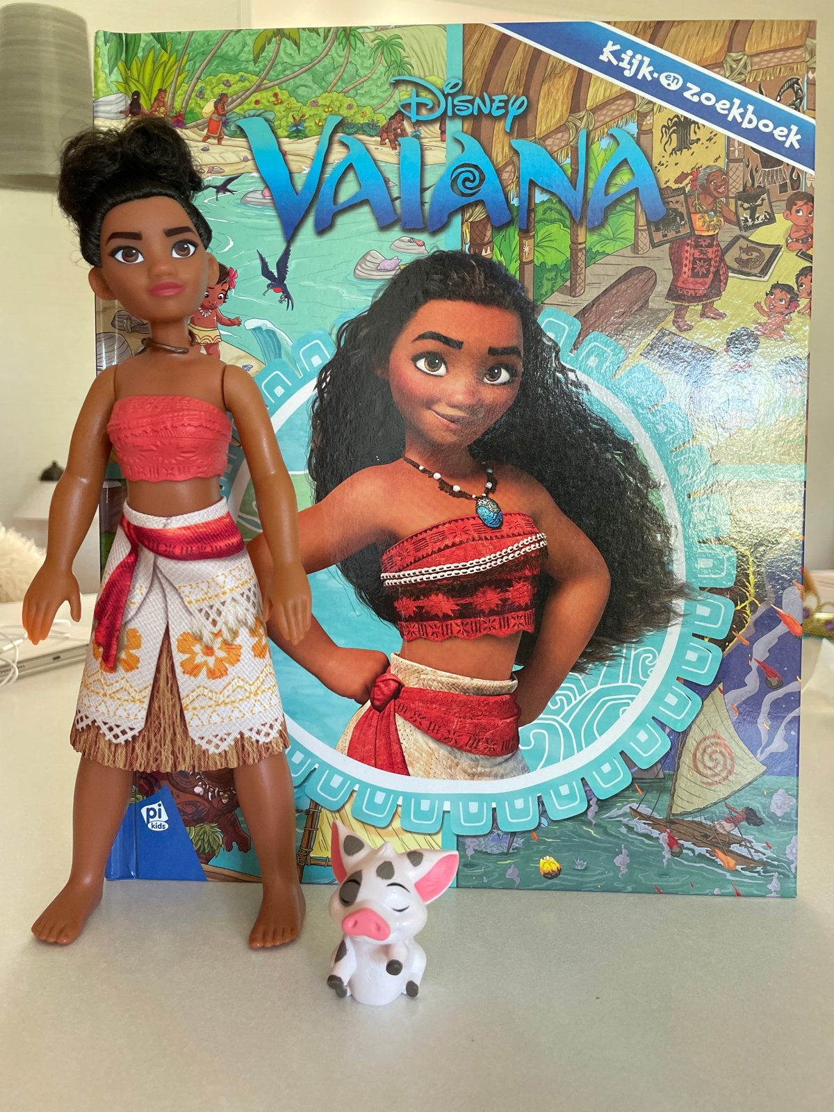 Disney Vaiana "Ocean Explorer" pop met Pua + kijkboek, Ophalen of Verzenden, Zo goed als nieuw, Overige typen