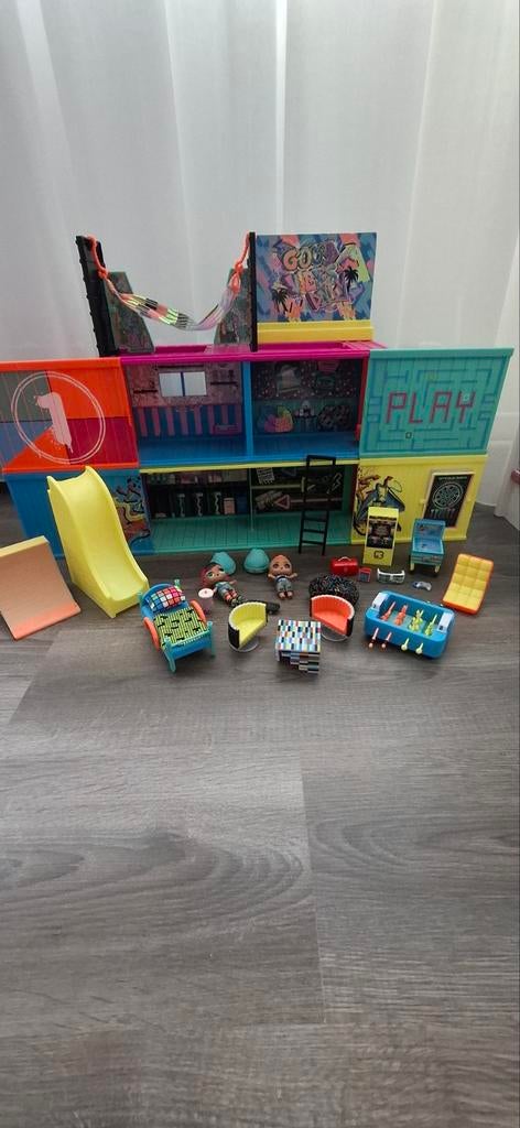 LOL Surprise Clubhouse met accessoires, Ophalen, Gebruikt, Poppenhuis