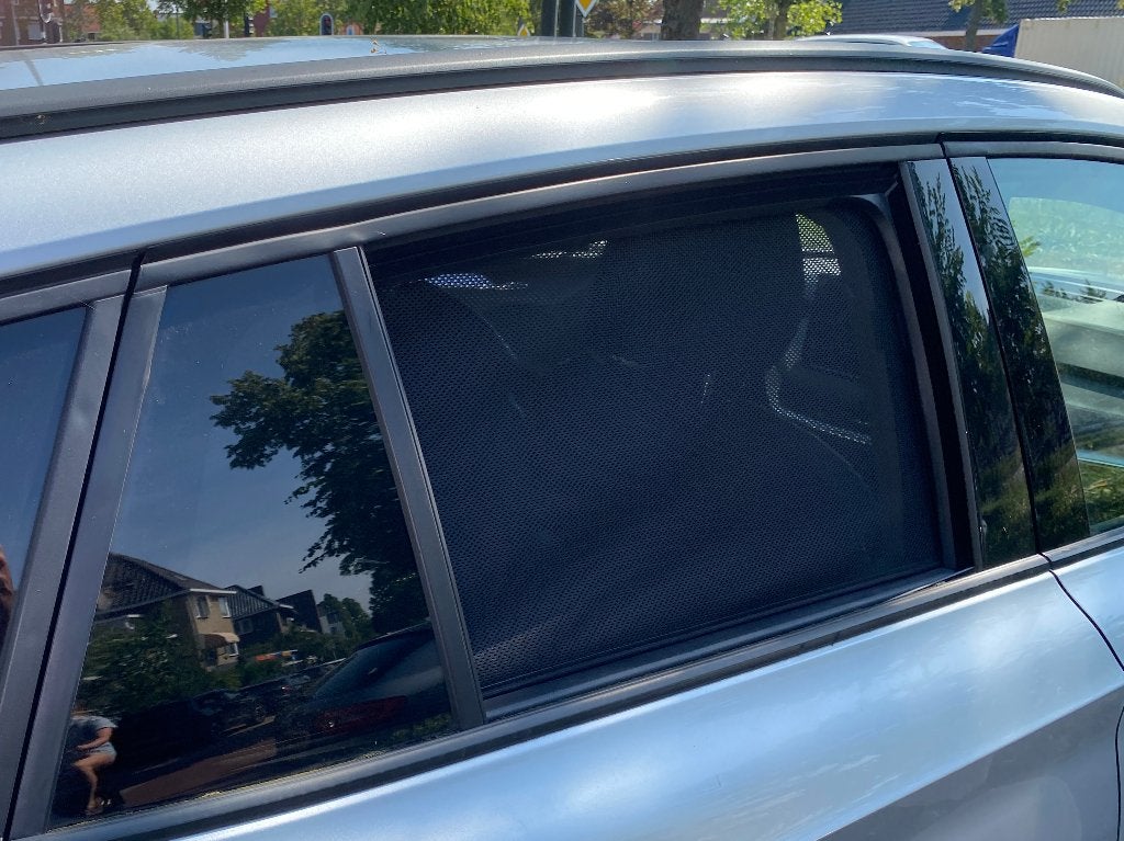 Skoda Enyaq Zonneschermen Achterportieren, Ophalen, Zo goed als nieuw