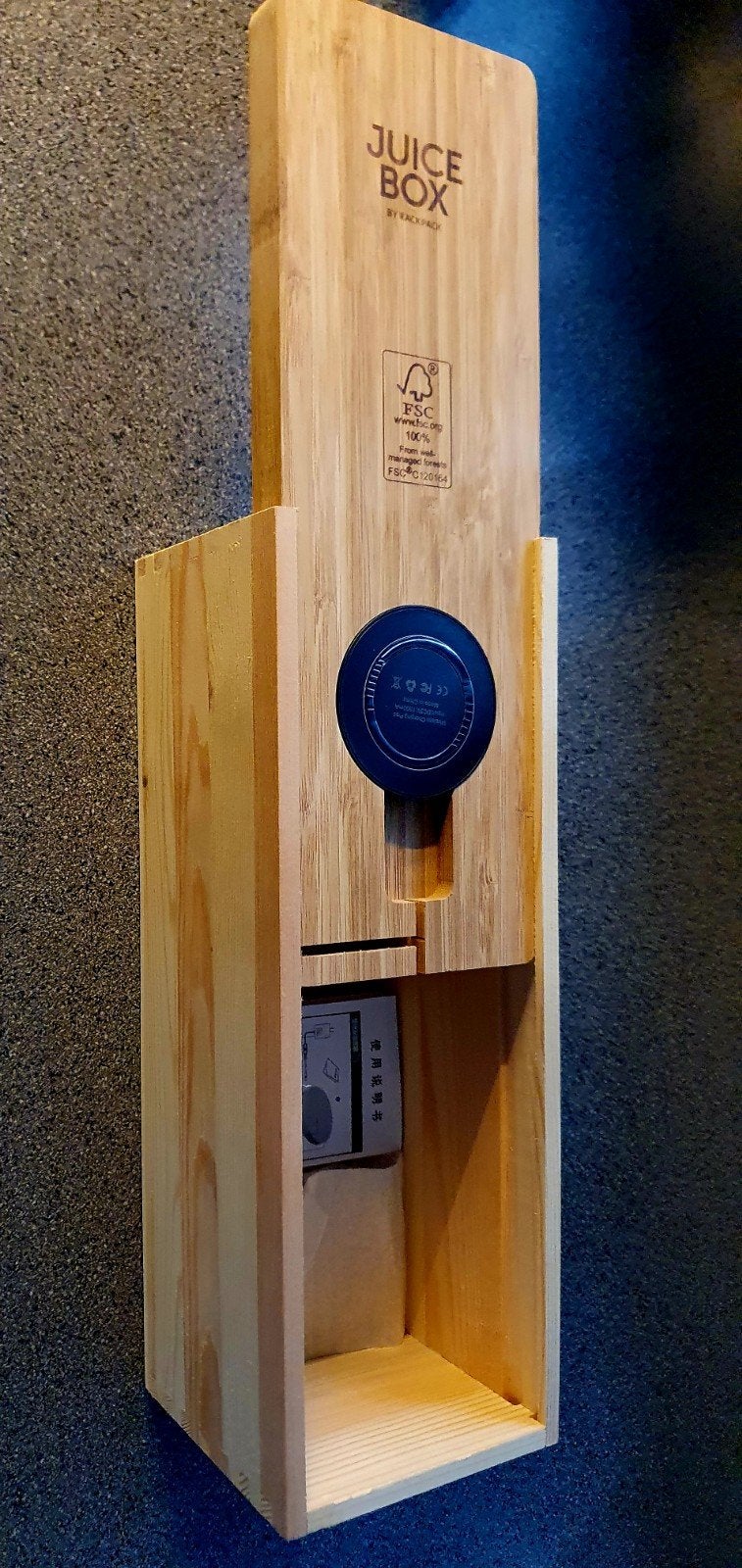 Wijnbox Juicebox met oplader mobiel nieuw in doos.
Gift Kado, Diversen, Ophalen of Verzenden, Nieuw
