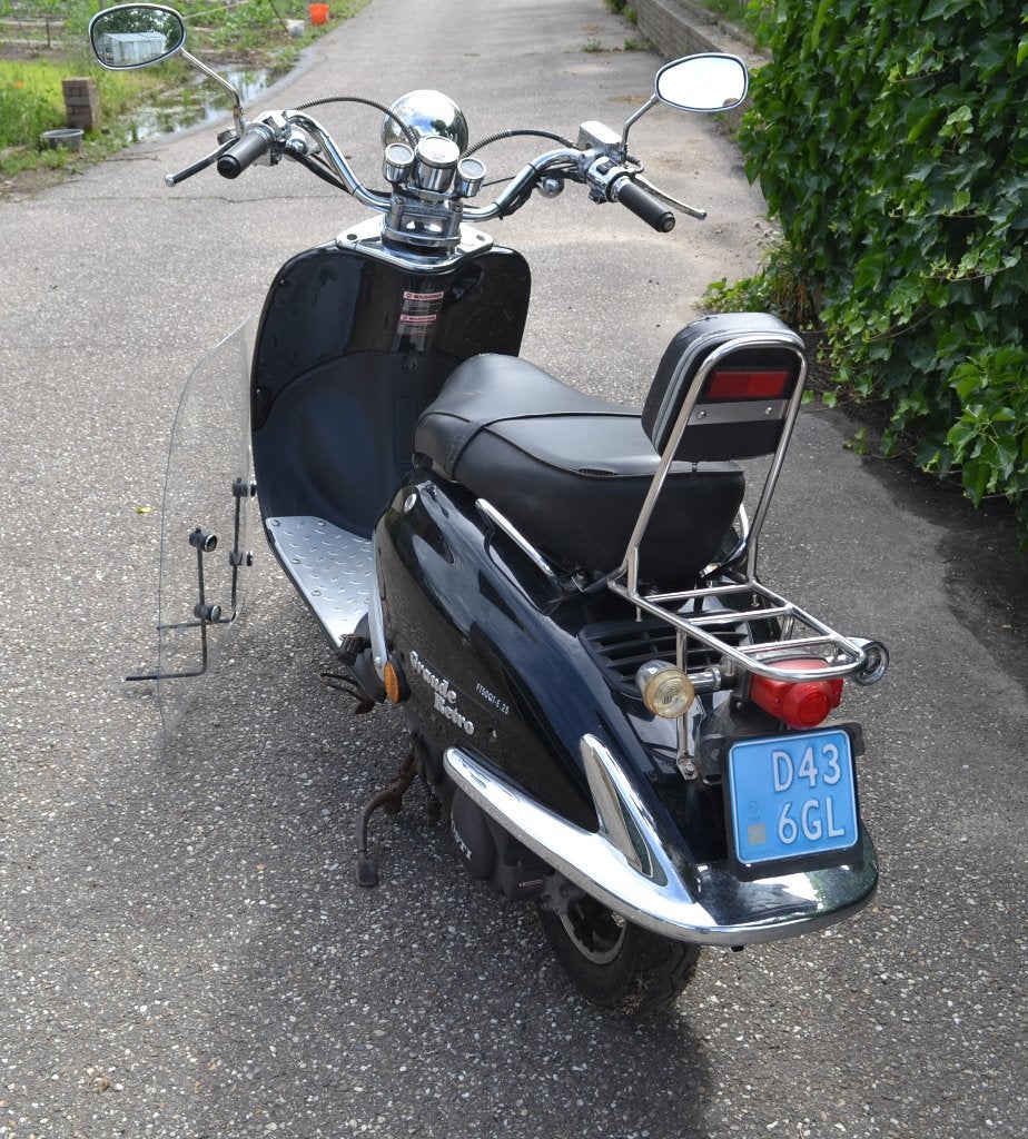 snorfiets/scooter Fosti Grande Retro, Gebruikt, Benzine, Ophalen, Overige merken