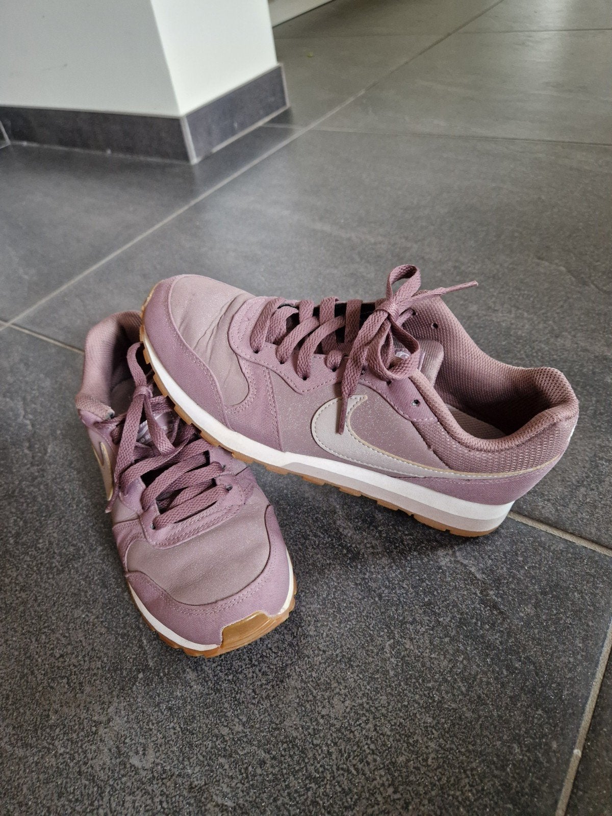 Nike MD Runner 2 sneakers - Maat 38, Kleding | Dames, Schoenen, Overige kleuren, Nike, Ophalen of Verzenden, Sneakers of Gympen