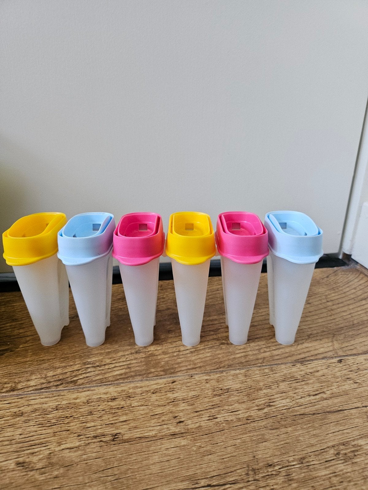 Tupperware nieuwe Igloo ijsjes maker ijspinguins gekleurd, Blauw, Overige typen, Nieuw, Geschikt voor vriezer