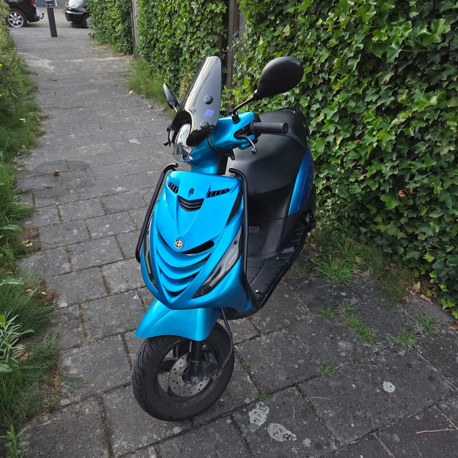 Piaggio Zip Candy blue, Fietsen en Brommers, Scooters | Piaggio, Zo goed als nieuw, Zip, Maximaal 45 km/u, Benzine, Ophalen
