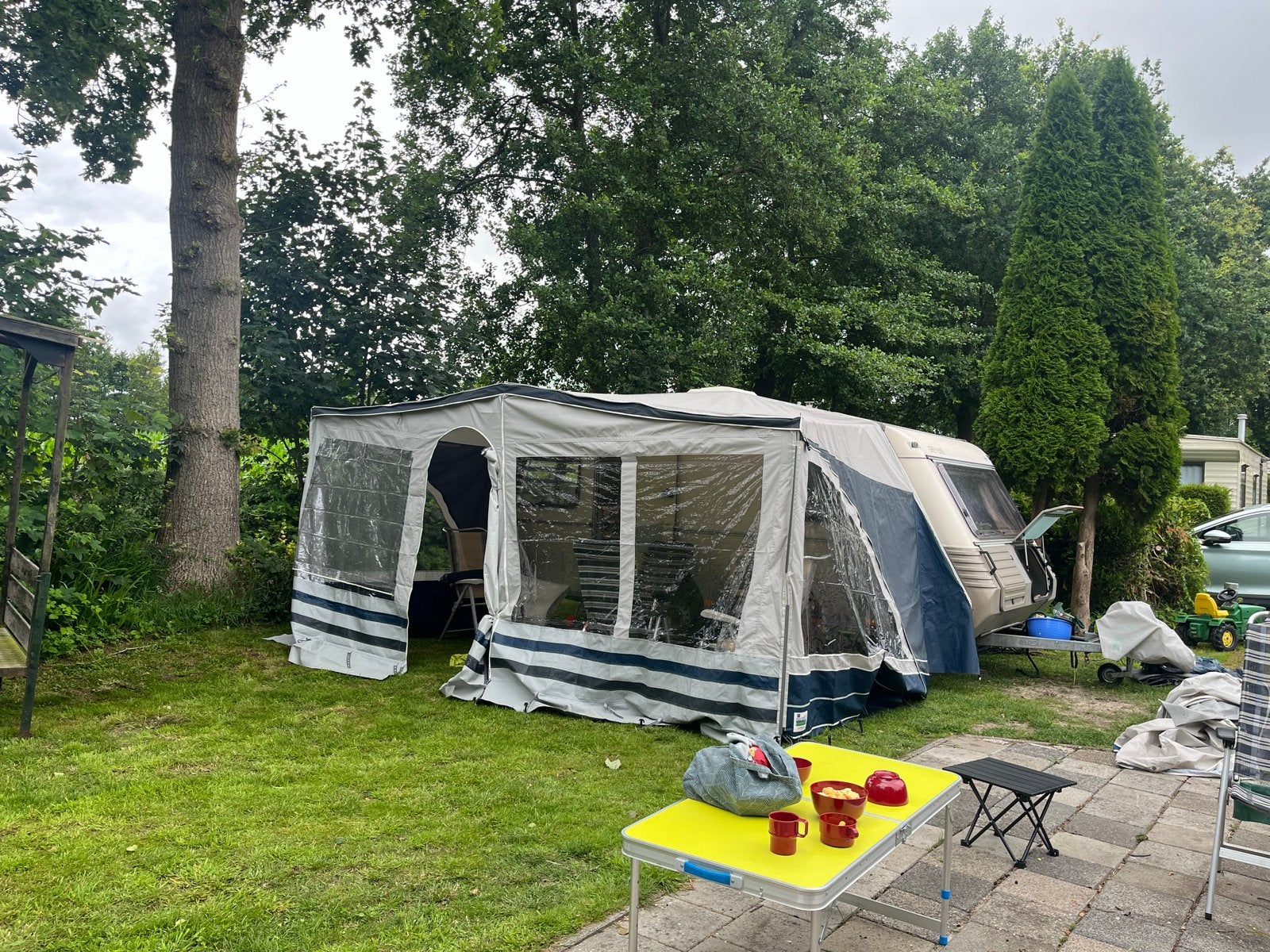 Mt 11 Hypercamp Domaso luifel/voortent  nieuw!, Ophalen, Zo goed als nieuw
