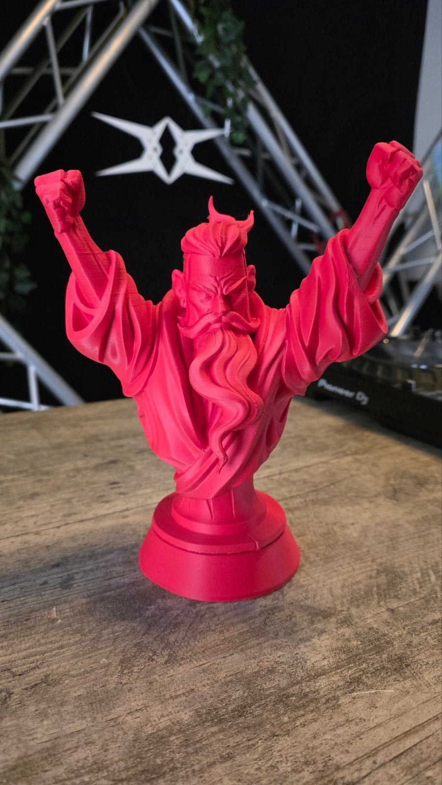 Thunderdome ID&T Wizard Statue 3D-print (Rood), Verzamelen, Ophalen, Nieuw, Pop, Beeldje of Miniatuur