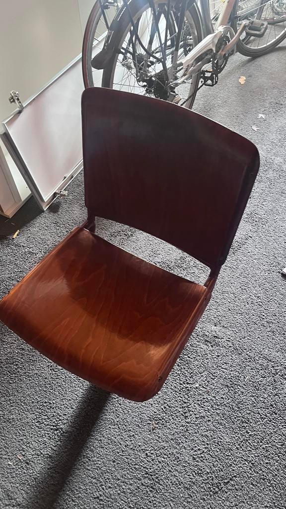 2x oude metro stoeltjes, Ophalen of Verzenden, Gebruikt, Hout, Twee