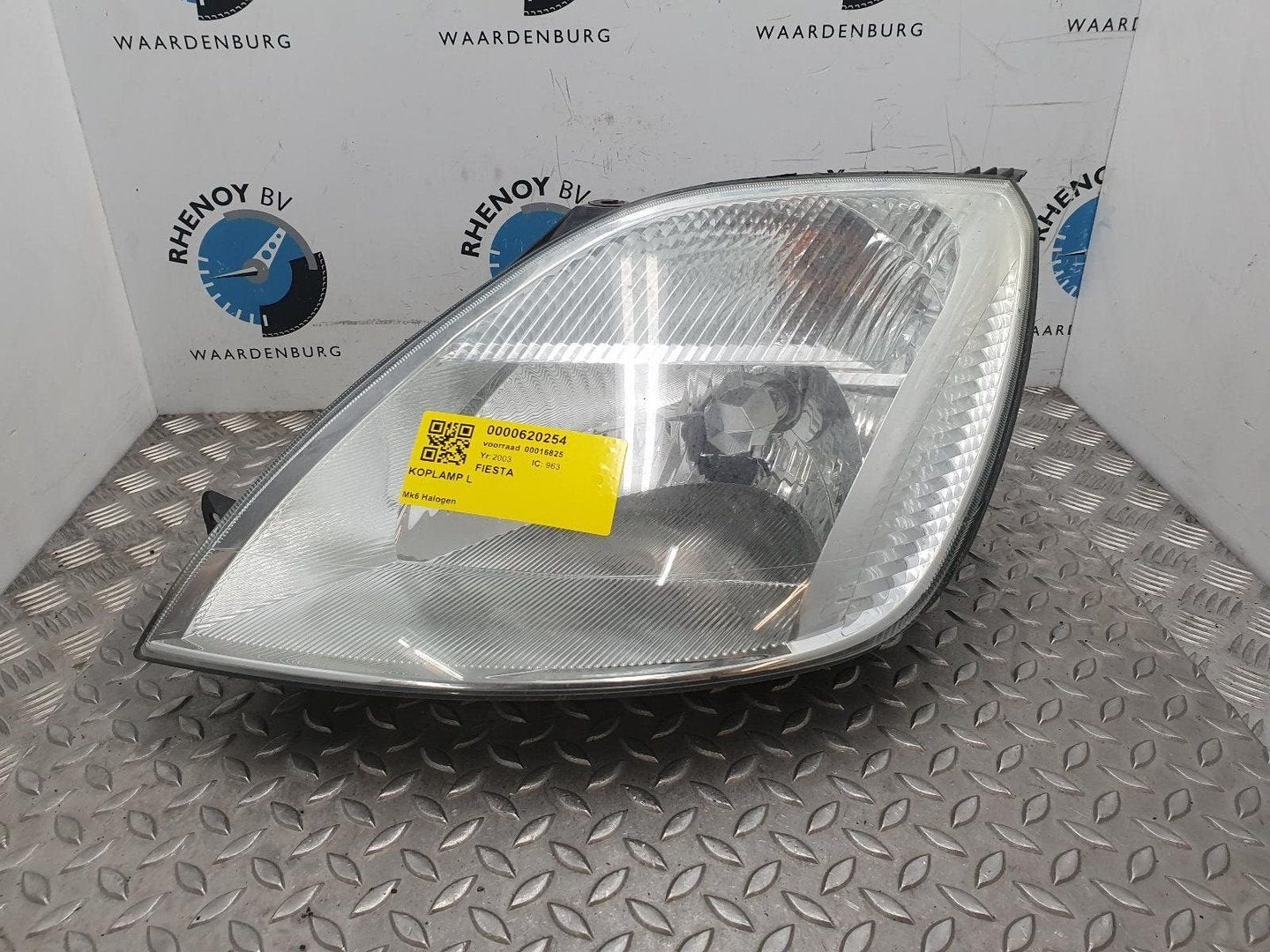 FORD FIESTA 1.25-16V Celebration  KOPLAMP L 2003, Ophalen of Verzenden, Gebruikt, Stiba lid