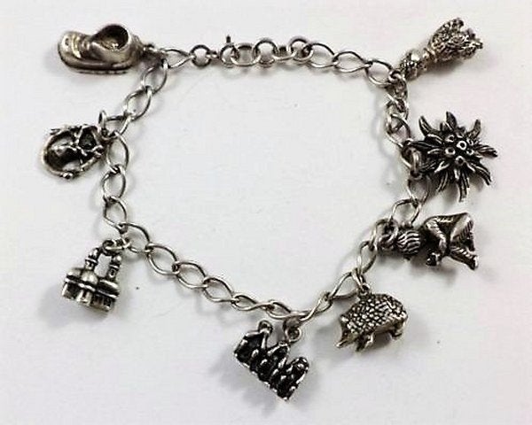 Vintage bedelarmband FBM met 8 bedels (7392-527), Sieraden, Tassen en Uiterlijk, Armbanden, Ophalen of Verzenden, Zo goed als nieuw