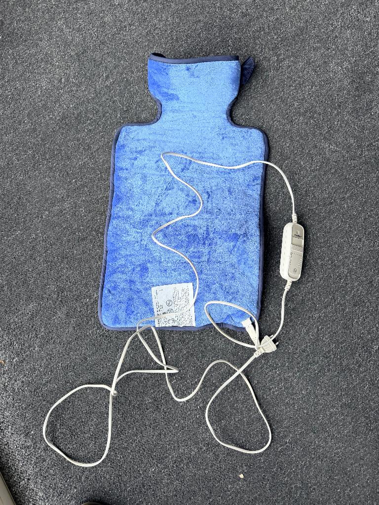 Warmte kussen voor rug en nek, Sport en Fitness, Ophalen of Verzenden, Zo goed als nieuw, Overige typen