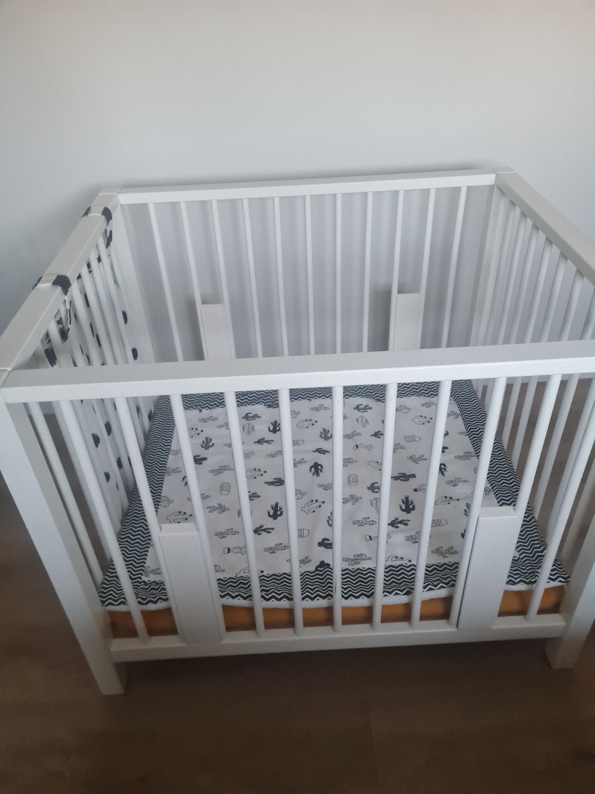 witte box met boxkleed, Kinderen en Baby's, Boxen, Ophalen, Gebruikt, In hoogte verstelbaar