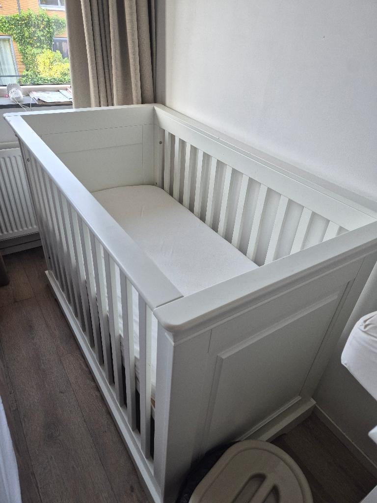 Kidsmill chateau babyledikant 140x70 incl. Matras, Ophalen, Gebruikt, Ledikant