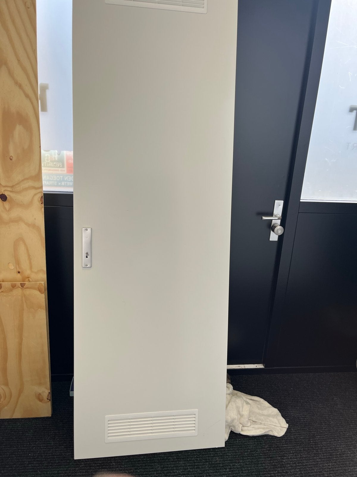 3 Houten binnendeuren + 2 stalen kozijnen, Ophalen, Gebruikt, 80 tot 100 cm, Binnendeur