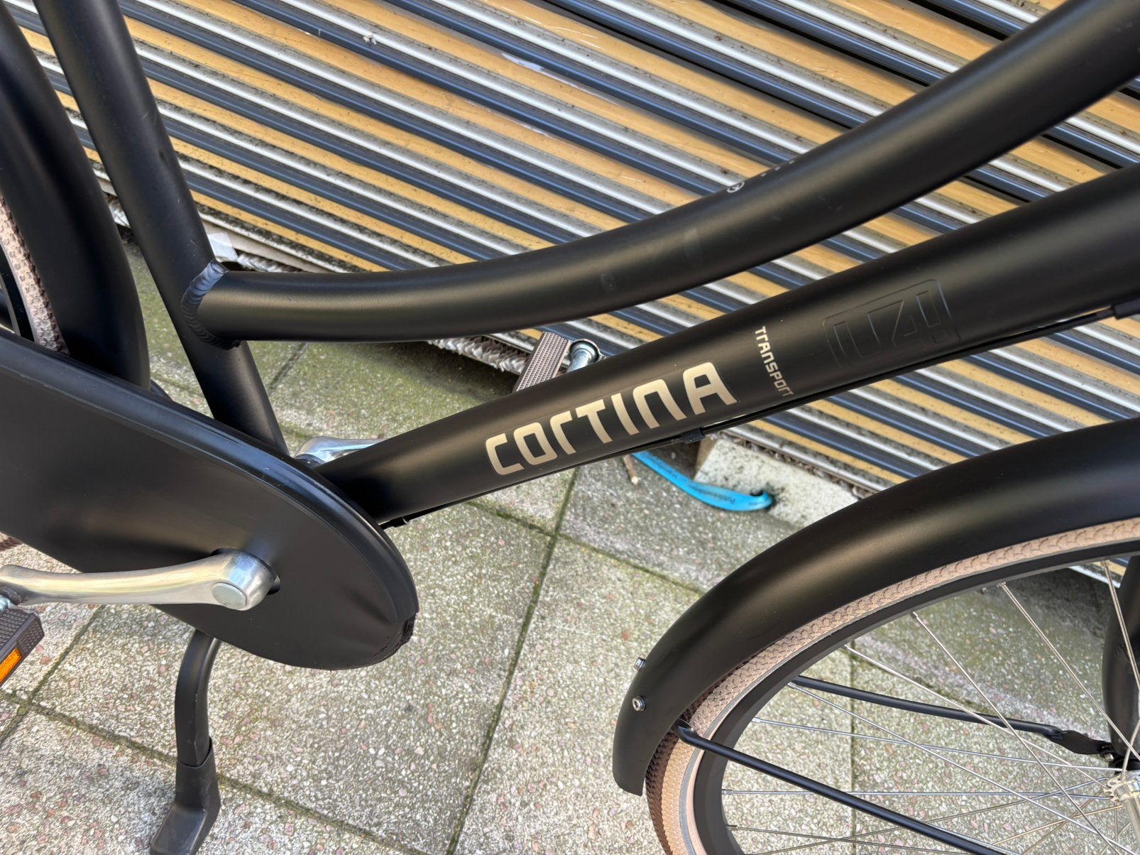 Foto 5 van Cortina u4 3v terugtraprem nieuw model