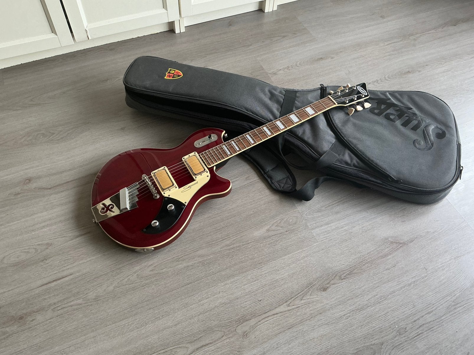Supro Silverwood - elektische gitaar, Ophalen, Zo goed als nieuw