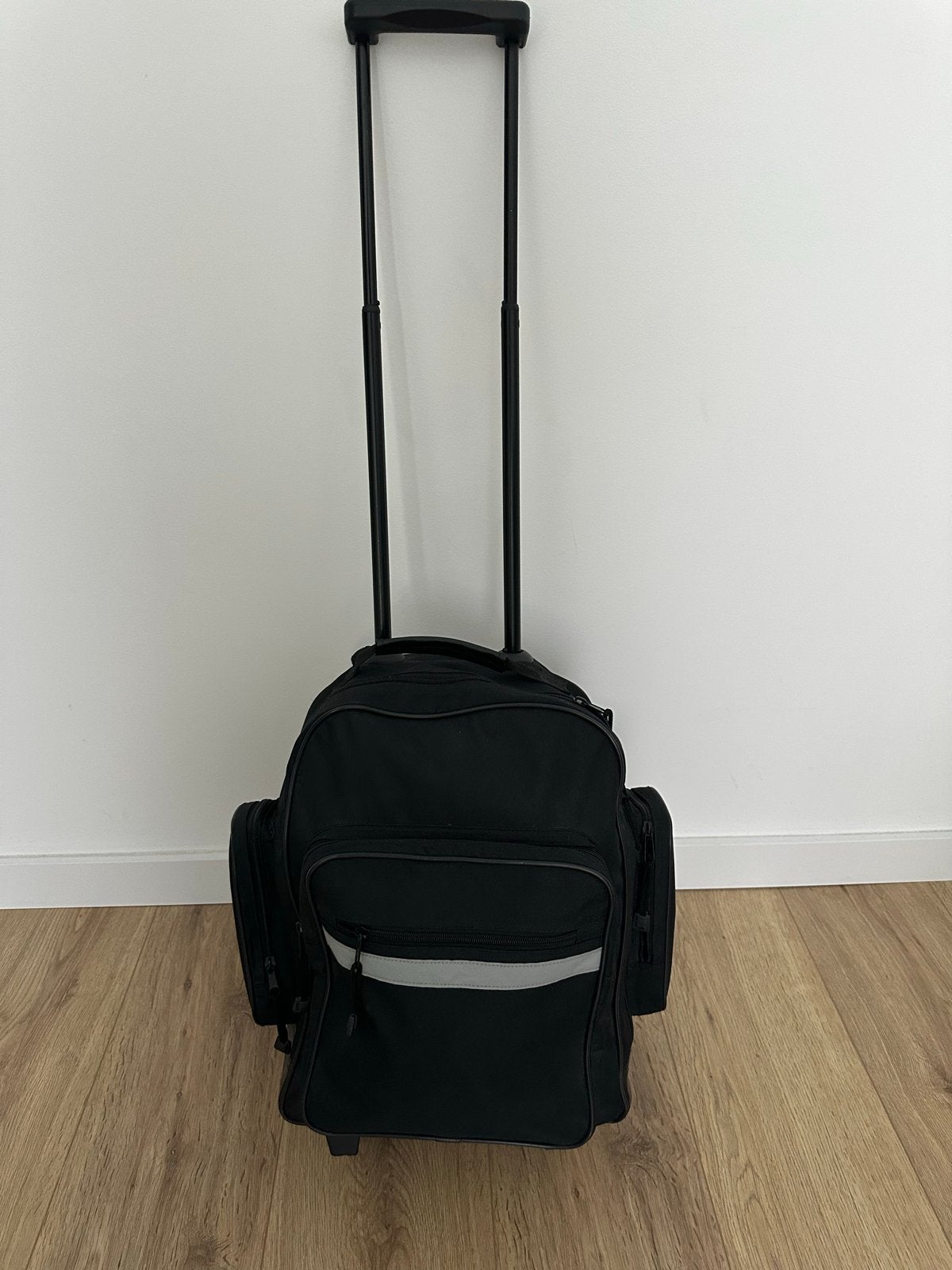 Zwarte Rugzak op Wielen, Sieraden, Tassen en Uiterlijk, Tassen | Rugtassen, Gebruikt, 25 tot 40 cm, Ophalen of Verzenden, Overige merken
