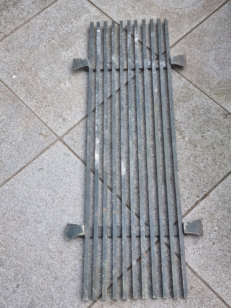 Metalen rooster / afdekrooster tbv koekoek, Ophalen, Gebruikt, IJzer