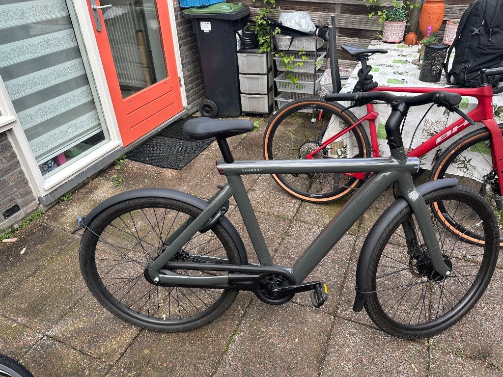 VanMoof S5:slechts 100 km | 2025 | Recent service | Compleet, Fietsen en Brommers, Ophalen, Zo goed als nieuw, Elektrische fiets