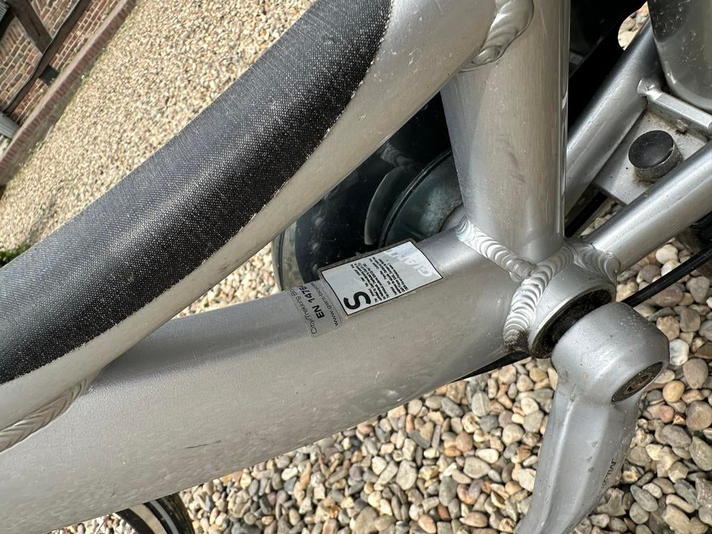 Giant Damesfiets - Comfortabel en Betrouwbaar, Ophalen of Verzenden, Zo goed als nieuw