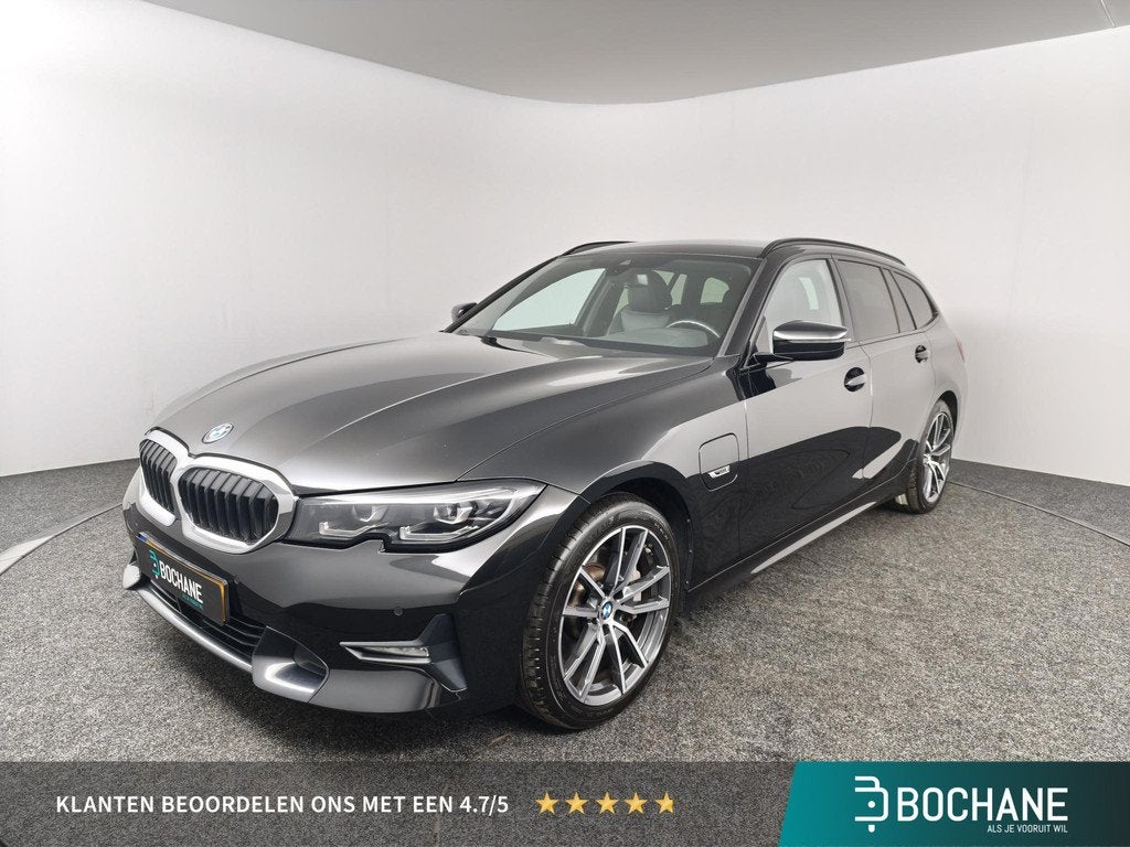 BMW 3-serie Touring 330e High Executive | Trekhaak | Stoelve