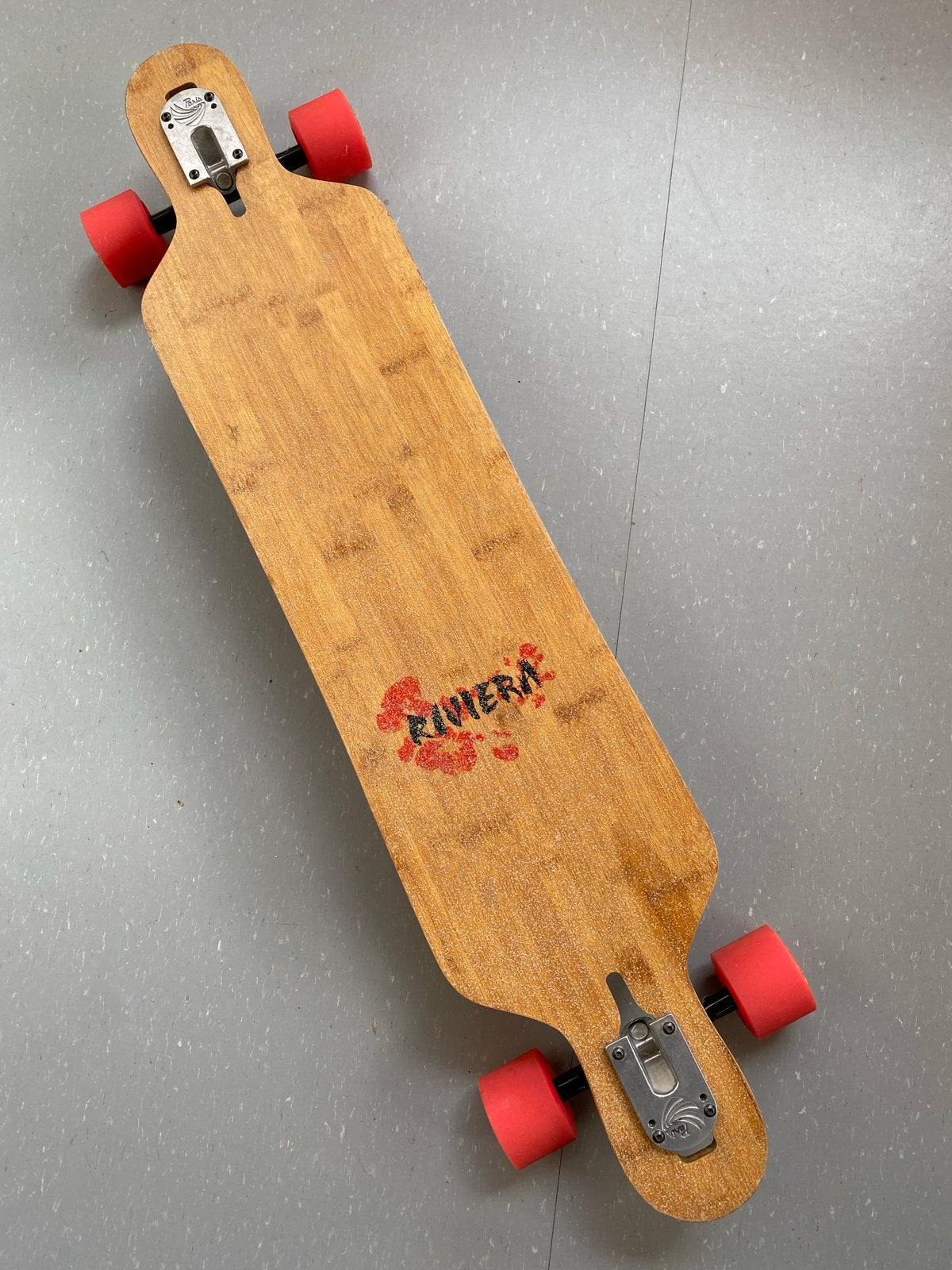 Riviera Longboard 125 cm x 21 cm - Zo goed als nieuw, Ophalen, Zo goed als nieuw, Overige typen, Longboard