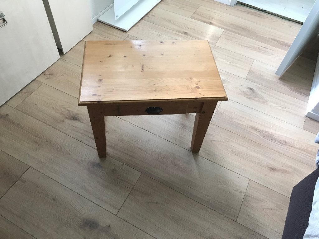 Kindertafeltje met lade, Kinderen en Baby's, Kinderkamer | Tafels en Stoelen, Ophalen, Zo goed als nieuw, Tafel(s)