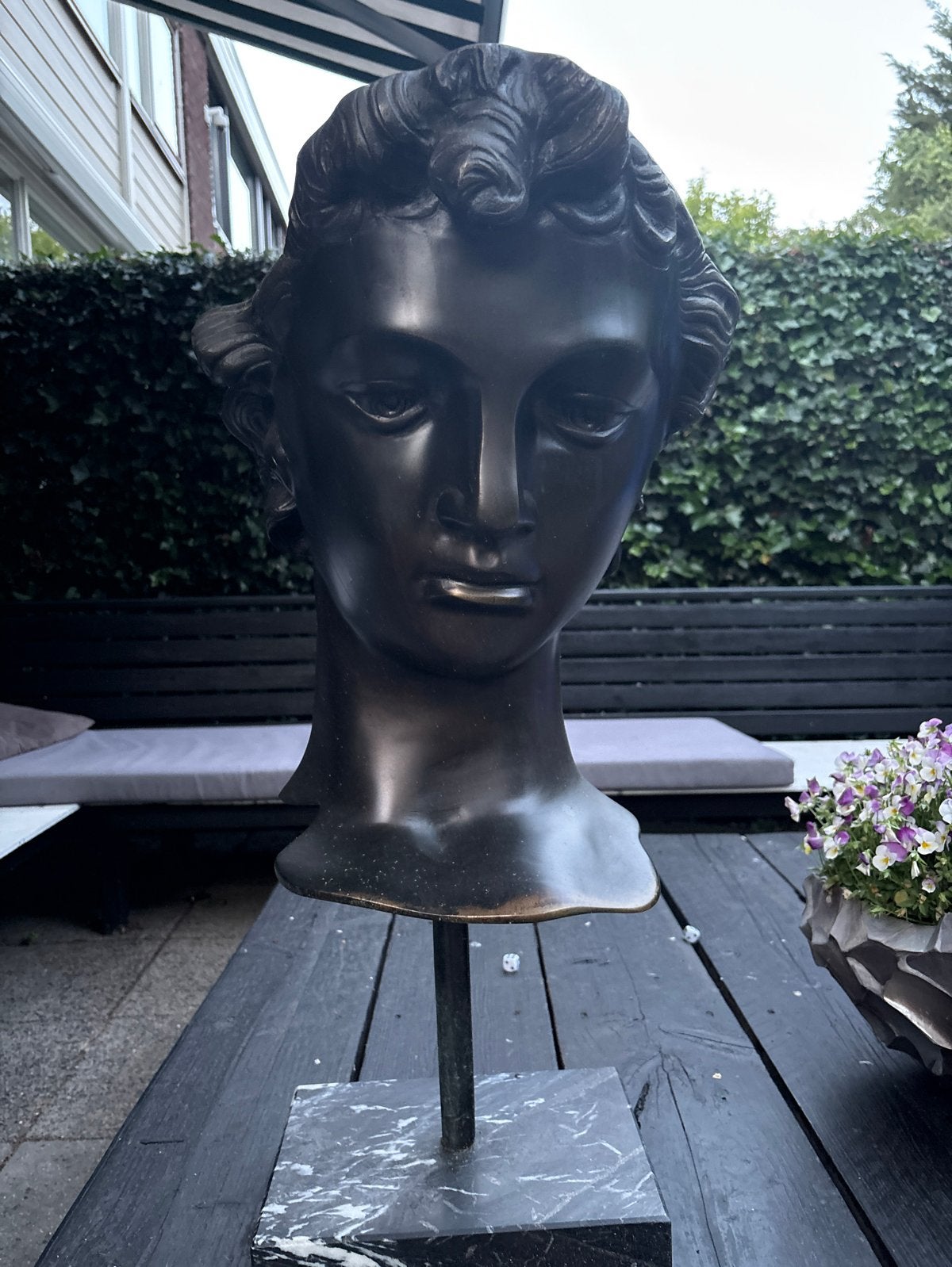 Bronzen Buste op Marmeren Voet - Klassieke Stijl, Buste, Ophalen of Verzenden, 20 - 50 cm, Bruin