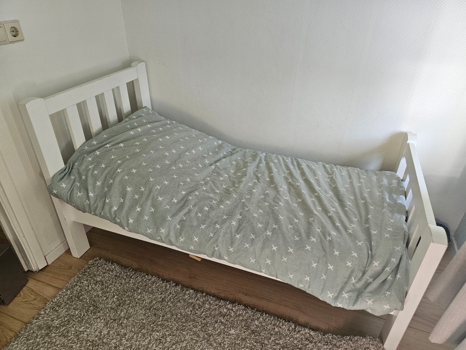 Gratis Peuter/kleuterbed, Ophalen, Gebruikt, Eenpersoons, 80 cm