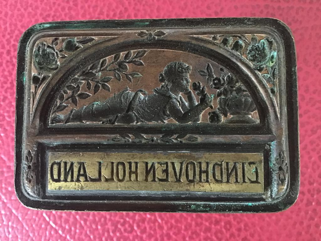 3 Bronzen zeepmallen zeepstempels antieke zeepjes, Ophalen of Verzenden, Brons