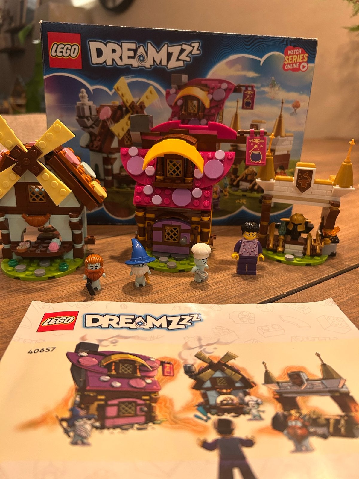 LEGO DREAMZzz 40657 Droomdorp, Kinderen en Baby's, Ophalen of Verzenden, Zo goed als nieuw, Overige merken