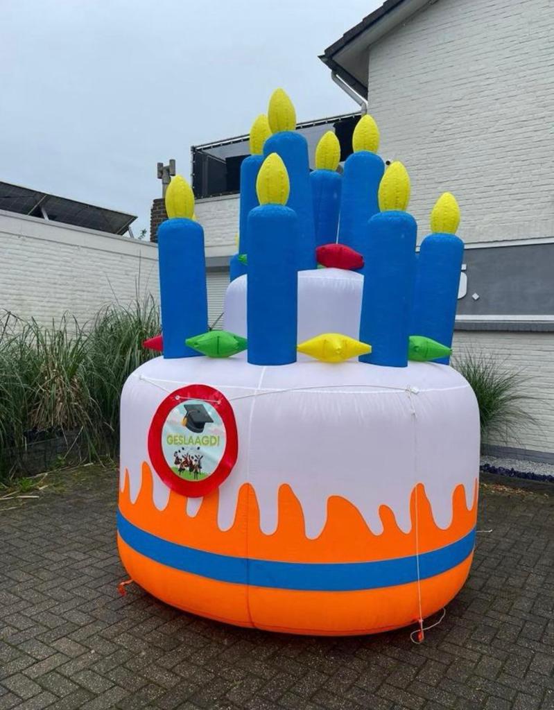 opblaasbare taart, Ophalen, Zo goed als nieuw, Verjaardag