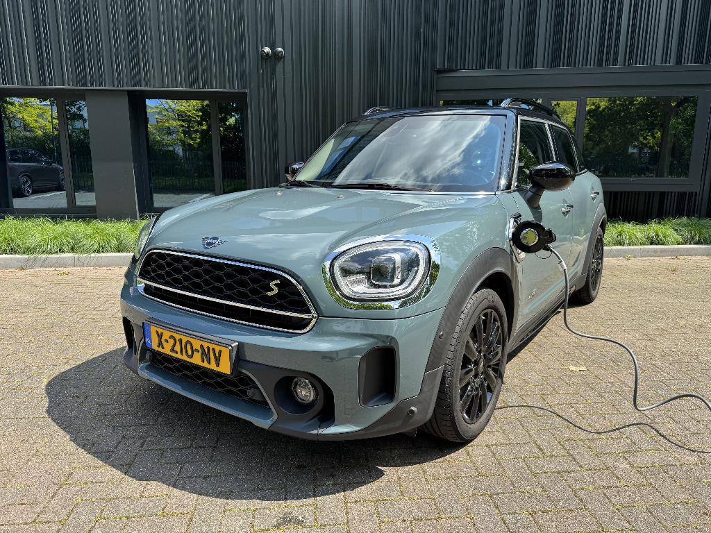Mini Countryman 1.5 220pk Plug-in Hybrid E All4 Aut. 2020, Auto's, Mini, Automaat, 125 pk, Countryman, Leder en Stof