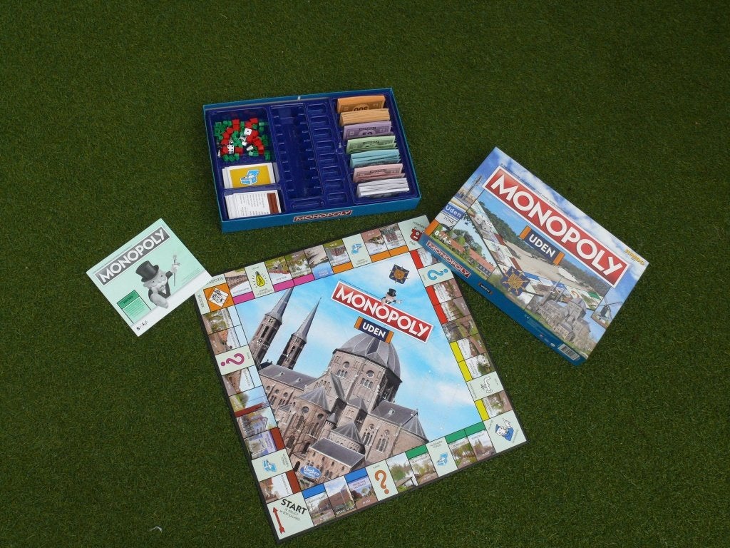 MONOPOLY uden 8+ van Jumbo, Ophalen of Verzenden, Zo goed als nieuw, Jumbo