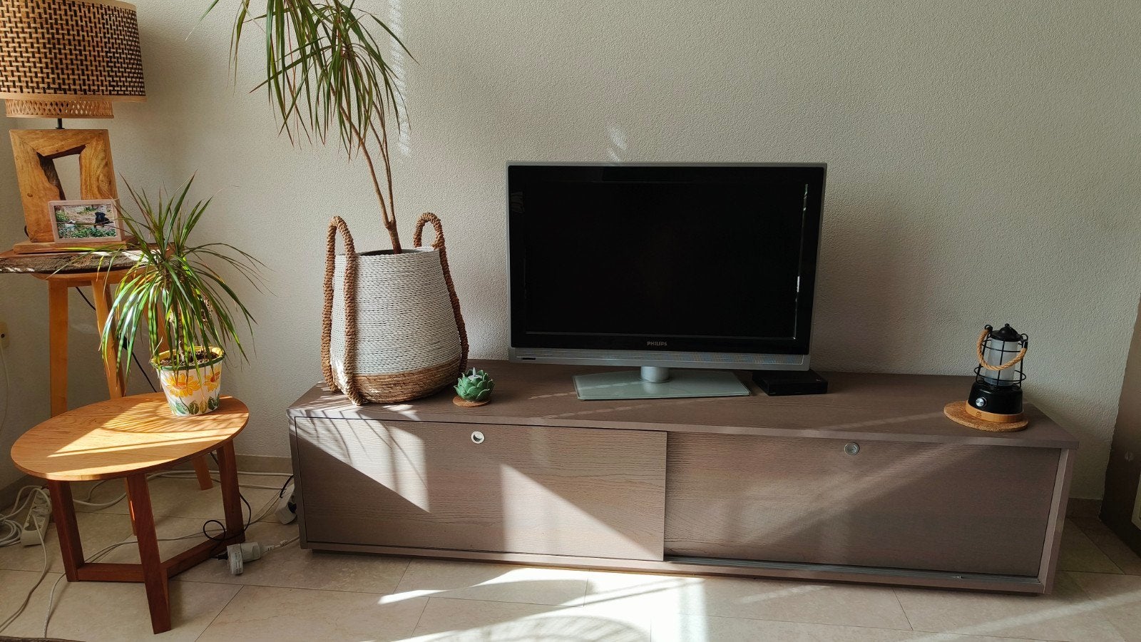 Ikea (tv) meubel/dressoir taupe, Huis en Inrichting, Ophalen, Gebruikt, 150 tot 200 cm, Minder dan 100 cm