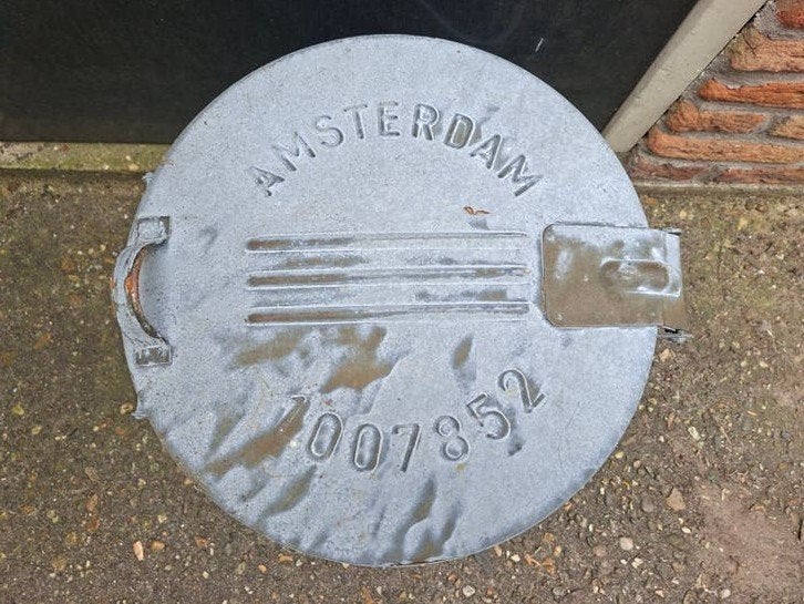 Zinken Afvalbak  Amsterdam, Ophalen, Gebruikt