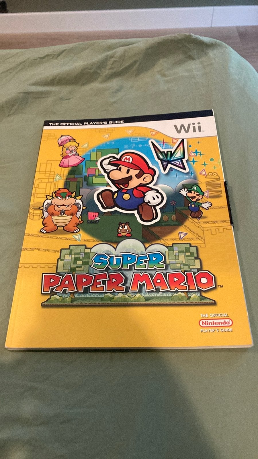 Super Paper Mario Officiële Spelersgids Wii sealed, Ophalen of Verzenden, Zo goed als nieuw, Role Playing Game (Rpg)