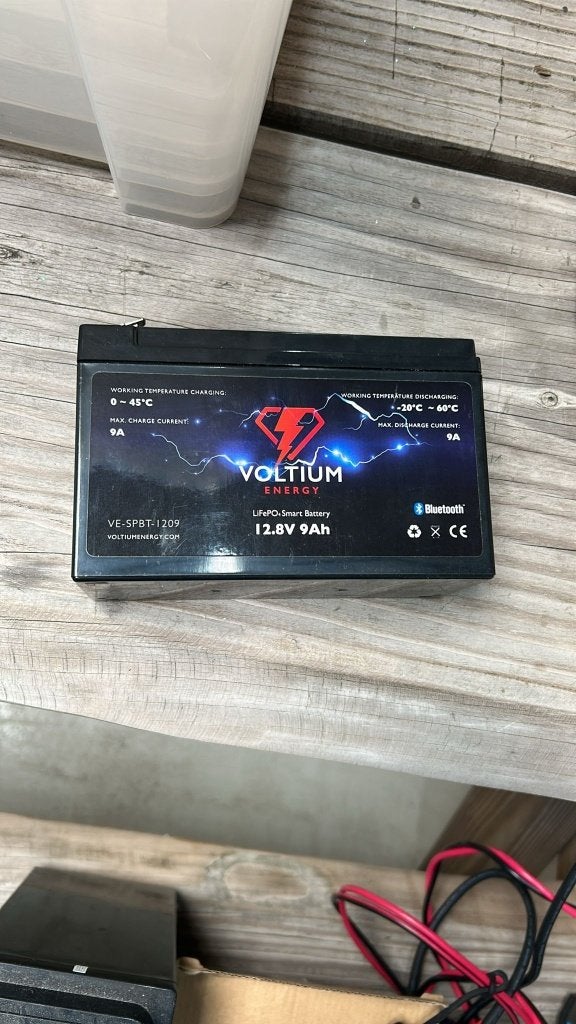 0076 - Voltium 12V 9AH Lithium Accu, Ophalen of Verzenden, Zo goed als nieuw, Overige typen