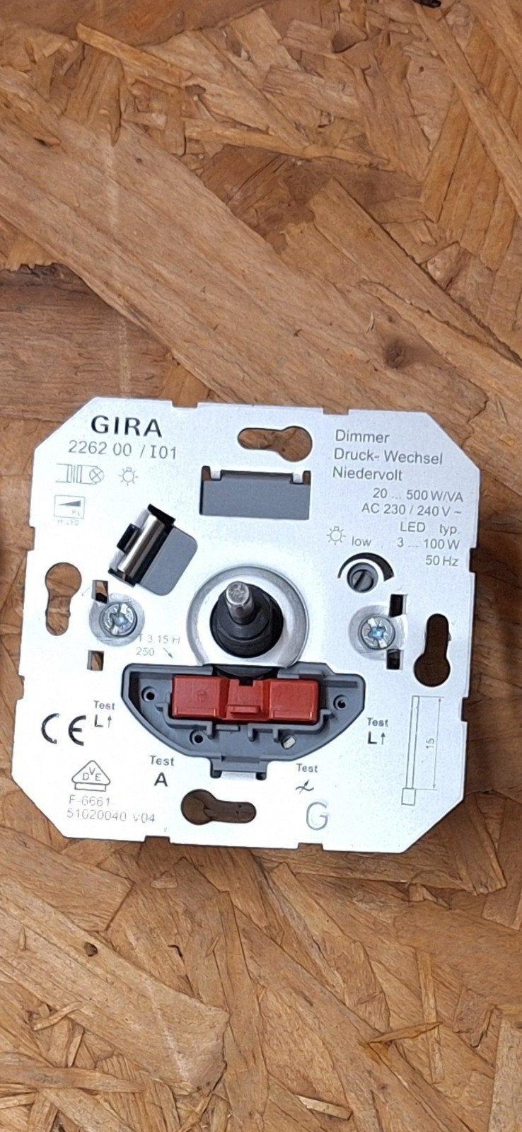 Gira Dimmer 2262 00/101 - Druk-Wissel, LED, Ophalen of Verzenden, Zo goed als nieuw, Gira, Dimmer