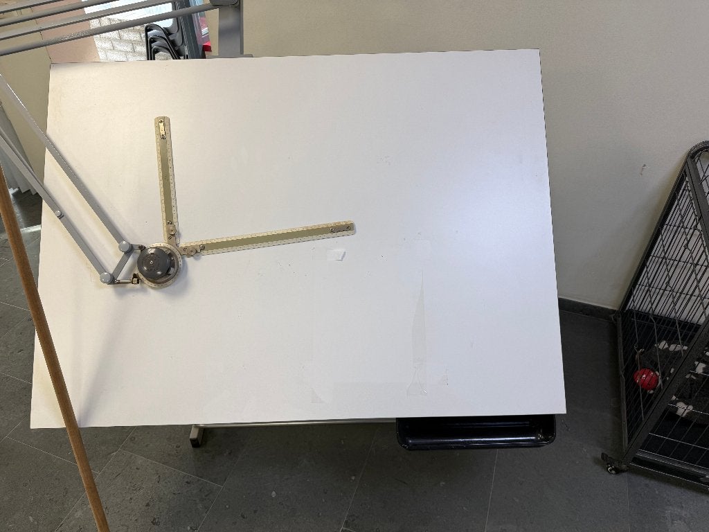 tekentafel, Ophalen, Gebruikt, Minder dan 130 cm