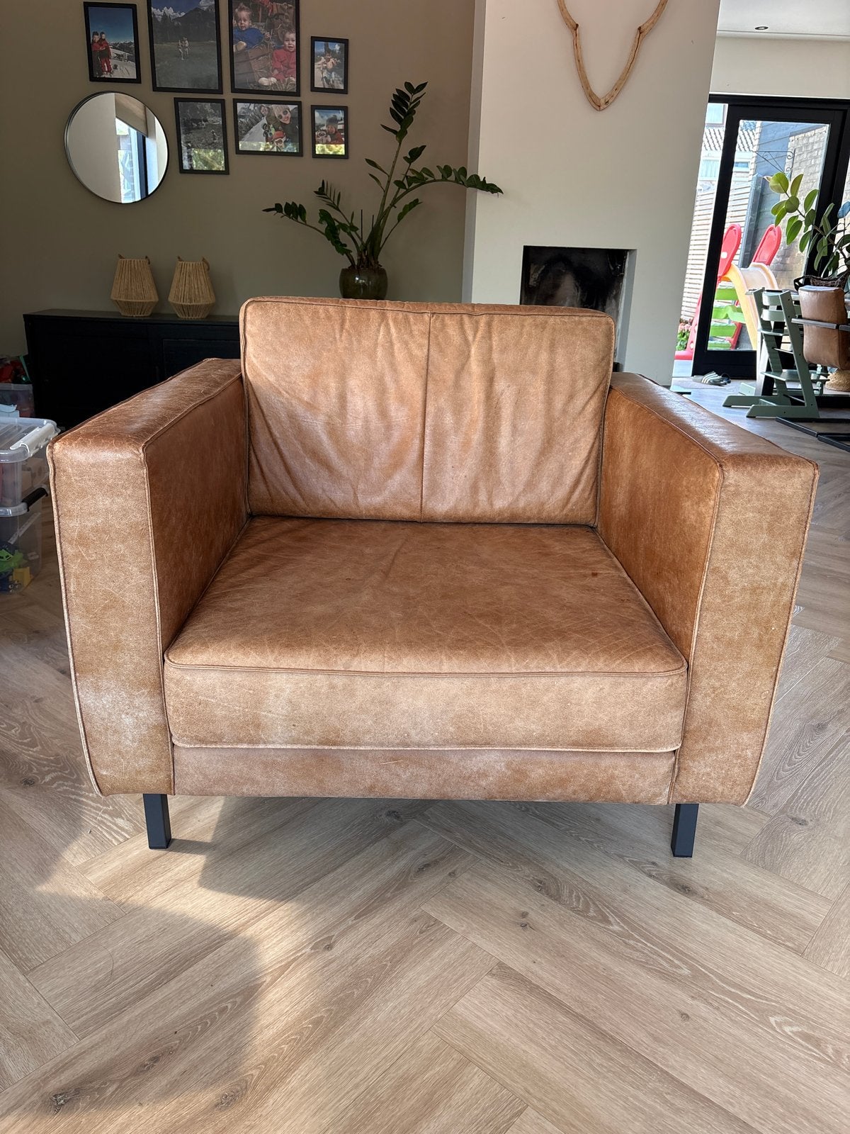 Leren fauteuil 'Ruben' in cognac met zwarte poten, Ophalen, Gebruikt, Bruin, Leer