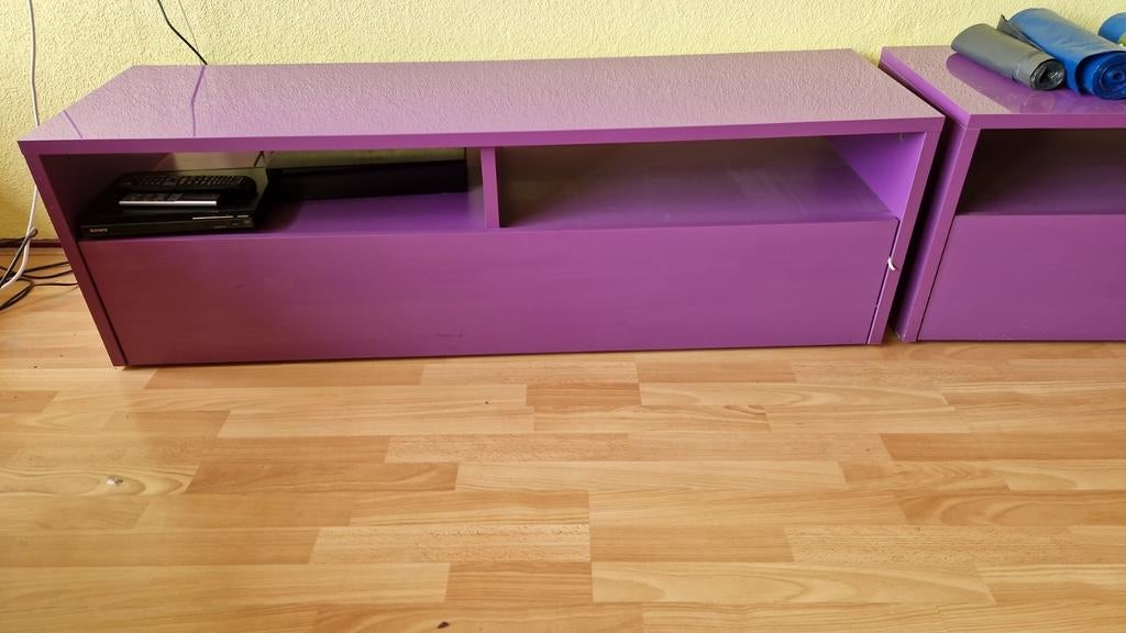 2x Paarse hoogglans tv-meubels - Gratis af te halen!, Huis en Inrichting, Kasten | Televisiemeubels, Overige materialen, Gebruikt